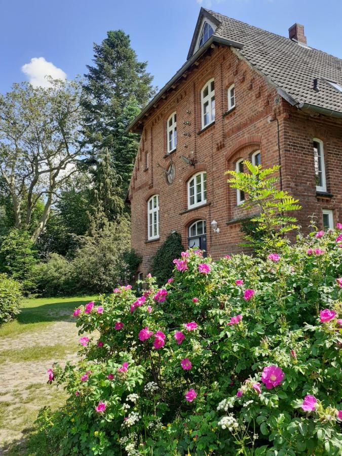 Ferienwohnung Ehemalige Revierfoersterei "Uns Luett" Kuhstorf Zewnętrze zdjęcie